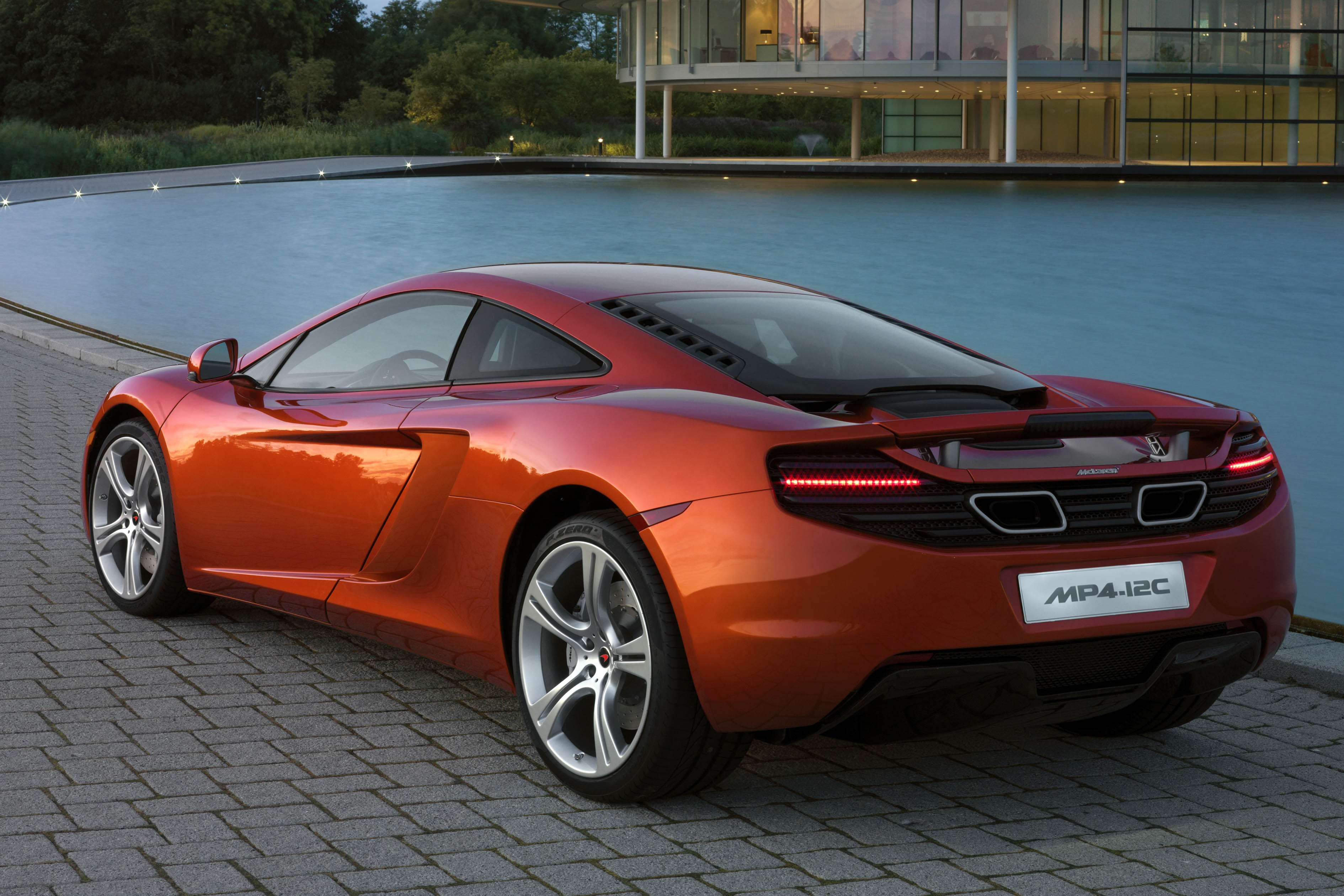 McLaren MP4-12C
