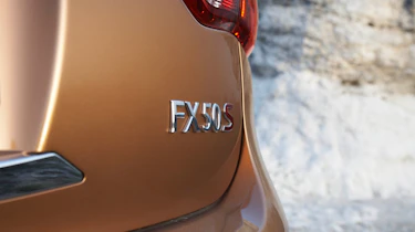 Infiniti FX50S