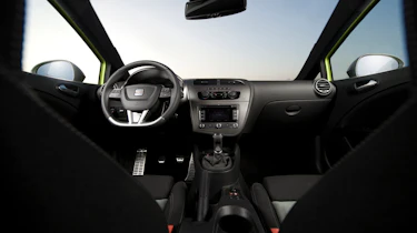 SEAT Leon Cupra R
