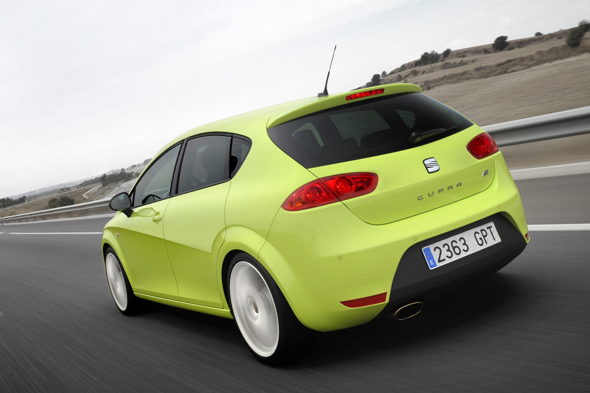 SEAT Leon Cupra R