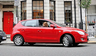 i30