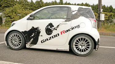 Toyota iQ