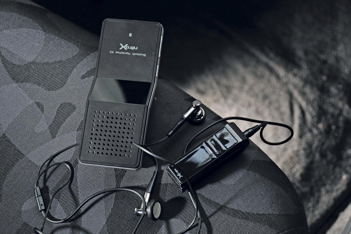 Nitrox hands-free stereo phone kits