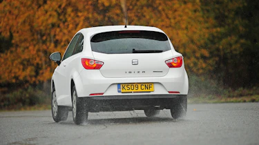 SEAT Ibiza Ecomotive Vs. Ford Firsta ECOnetic