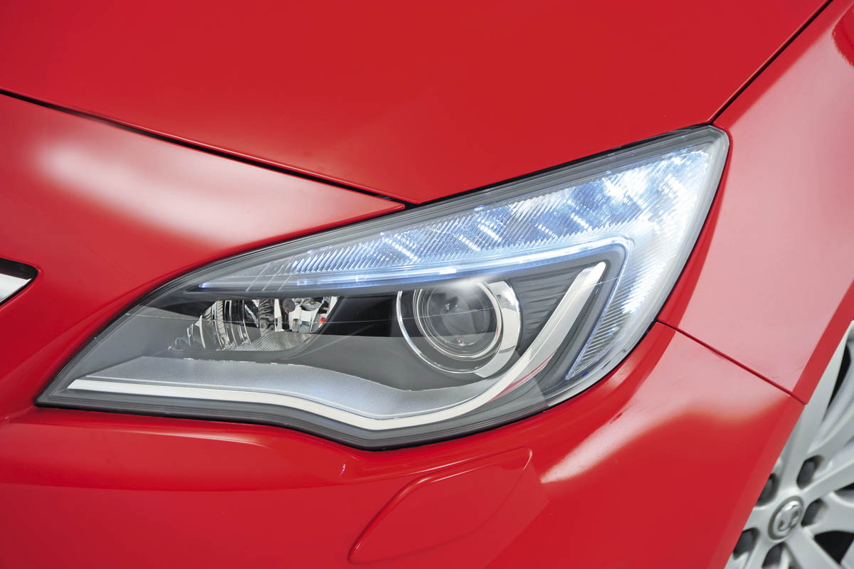 Vauxhall Astra vs. Old Astra