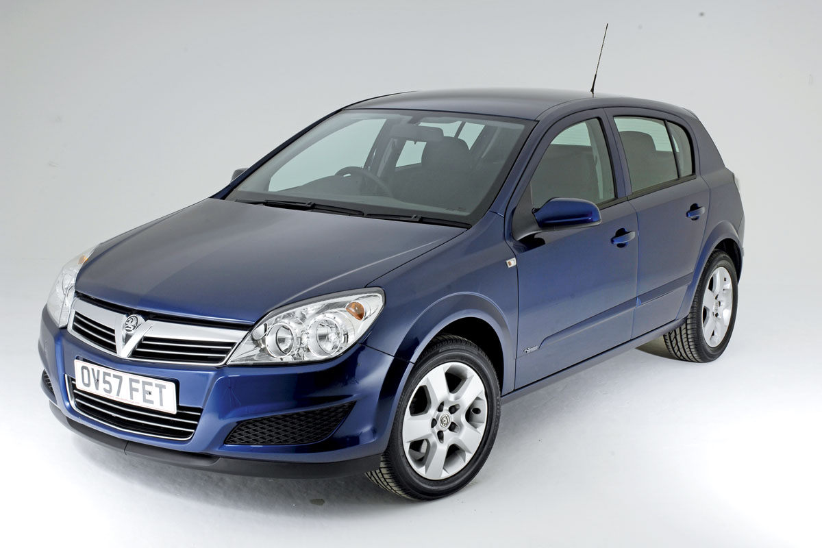 Vauxhall Astra vs. Old Astra
