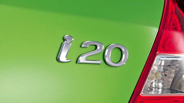 Hyundai i20 vs. Vauxhall Corsa