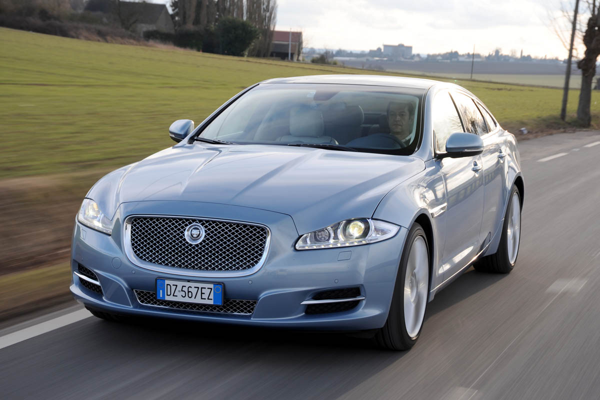 Jaguar XJ