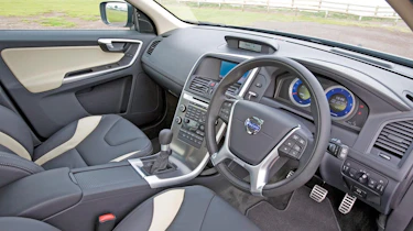 Volvo XC60 R-Design SE