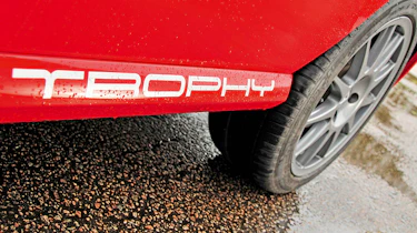Clio 182 Trophy