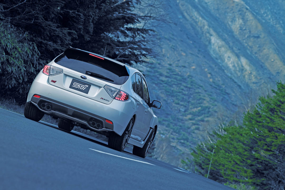 Subaru Impreza R205