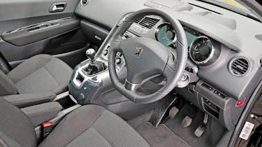 Peugeot 5008 HDi 150 Exclusive