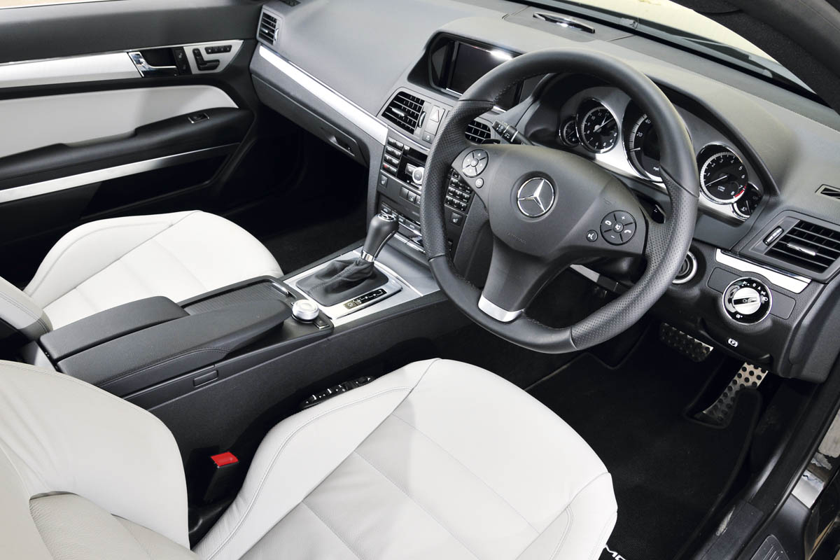 BMW 335i vs. Mercedes E350
