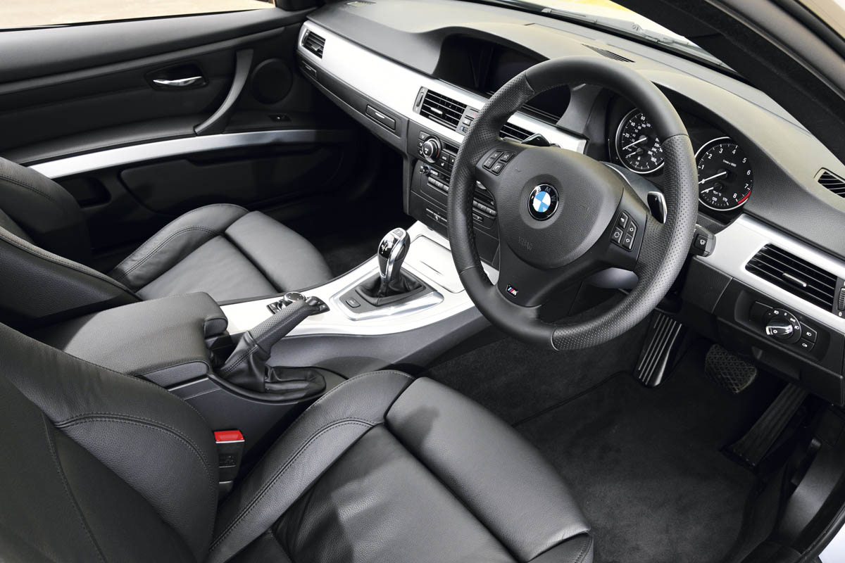 BMW 335i vs. Mercedes E350