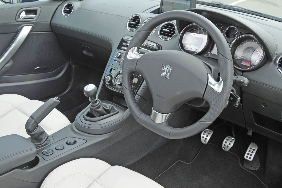 Peugeot RCZ GT THP 156