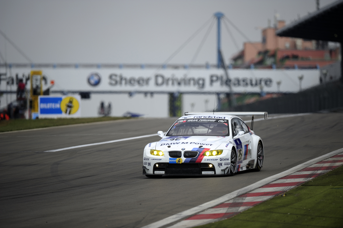 BMW M3 GT2