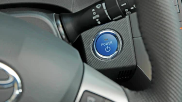 Toyota Auris Hybrid