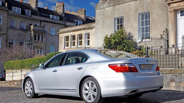 Lexus LS 600h
