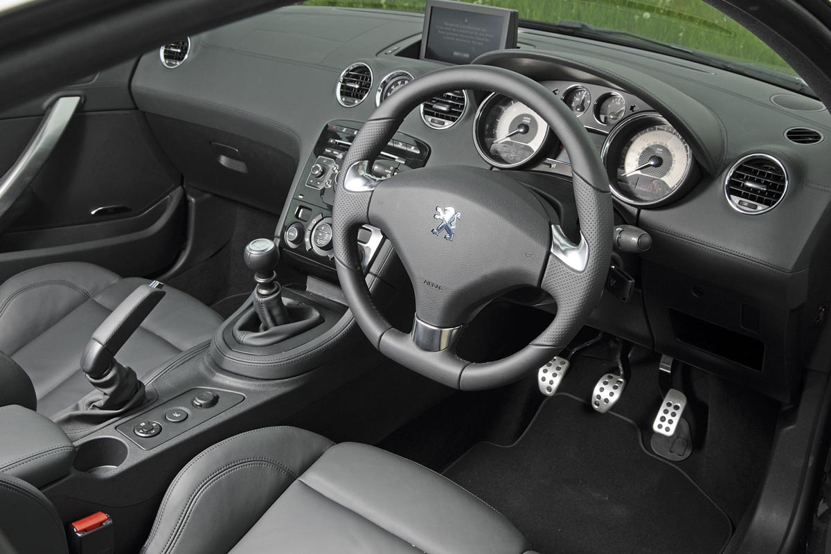 Peugeot RCZ 2.0 HDi (163)