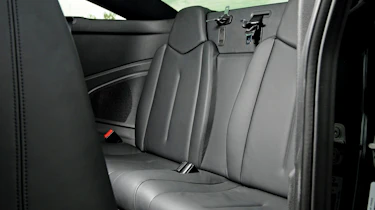 Peugeot RCZ 2.0 HDi (163)