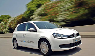 VW Golf blue-e-motion