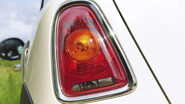Audi A1 vs MINI Cooper