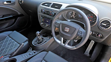 SEAT Leon Cupra R