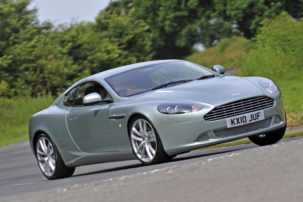 Aston Martin DB9