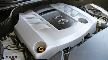 Infiniti FX30d