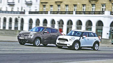 MINI Countryman vs Nissan Juke