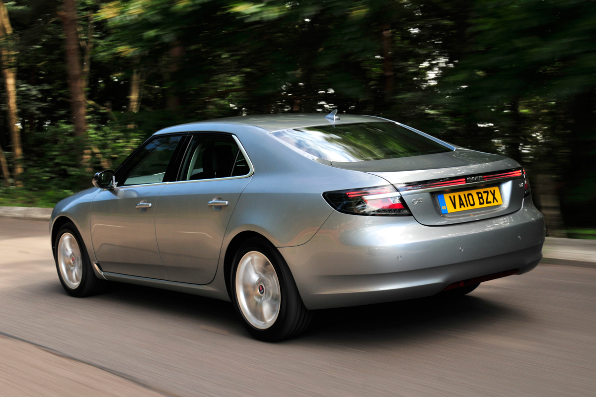 Saab 9-5 rear