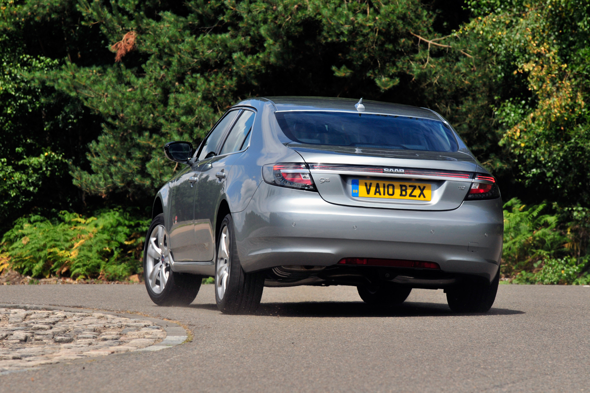 Saab 9-5 rear