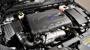 Saab 9-5 engine