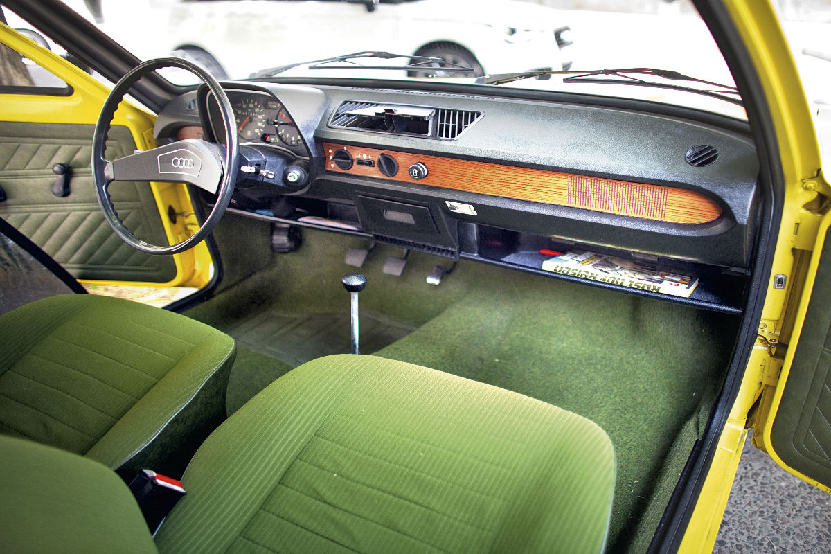 Audi 50 interior