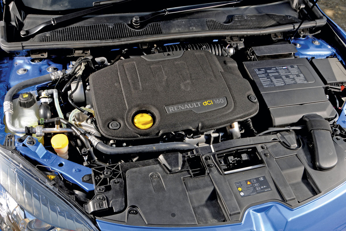 Renault Megane Sport Tourer GT boot
