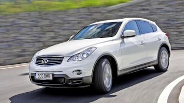 Infiniti EX30d front