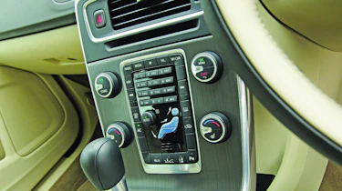 Volvo S60 centre console