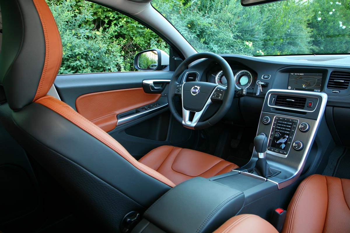 Volvo V60 T4 SE