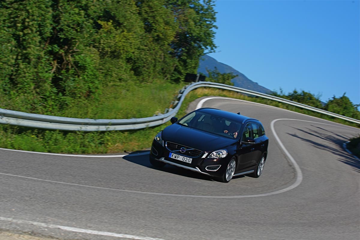 Volvo V60 T4 SE