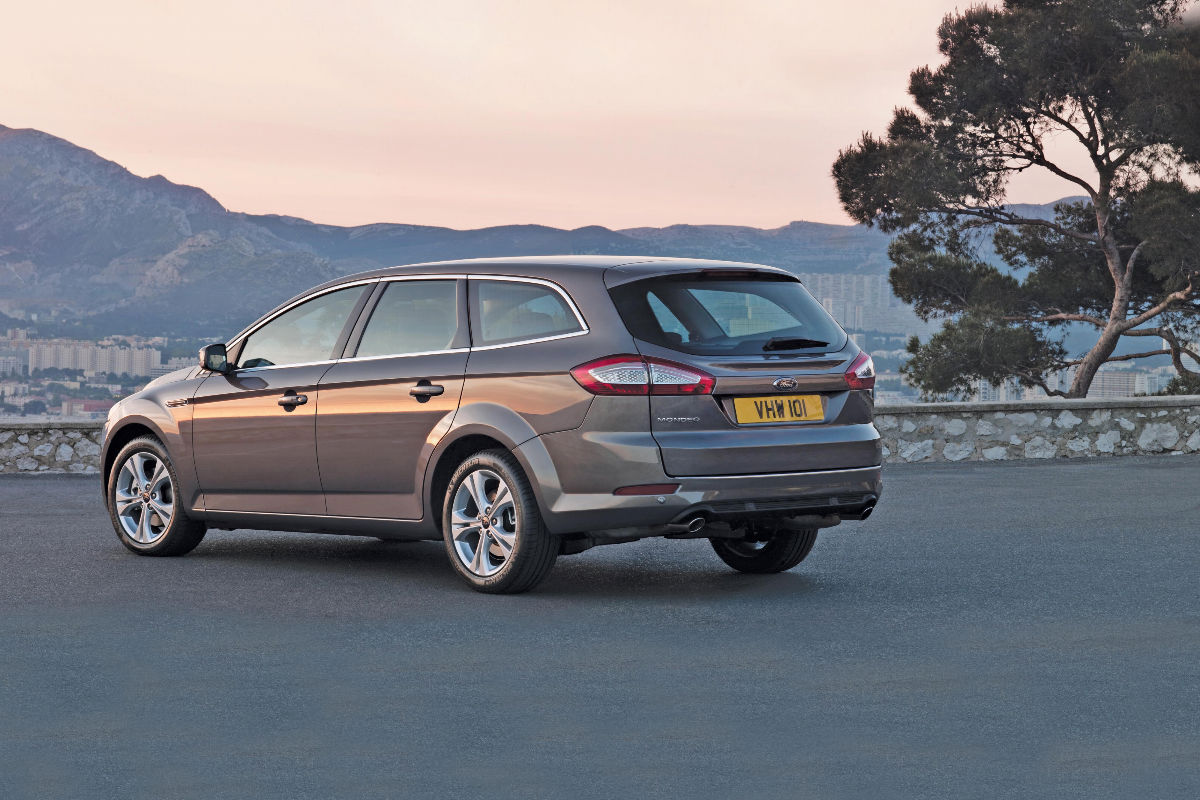Ford Mondeo facelift estate rear