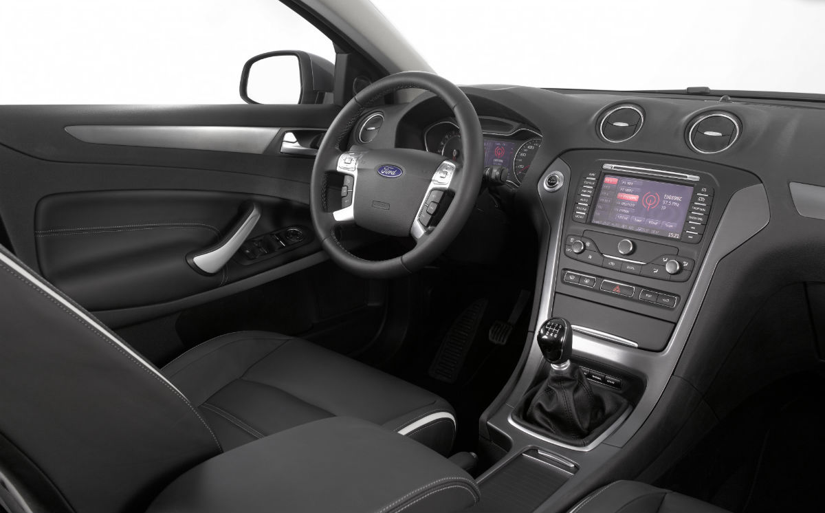 Ford Mondeo facelift estate interior