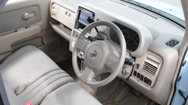 Nissan Cube interior