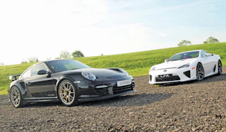 Lexus LFA vs. Porsche GT2 RS