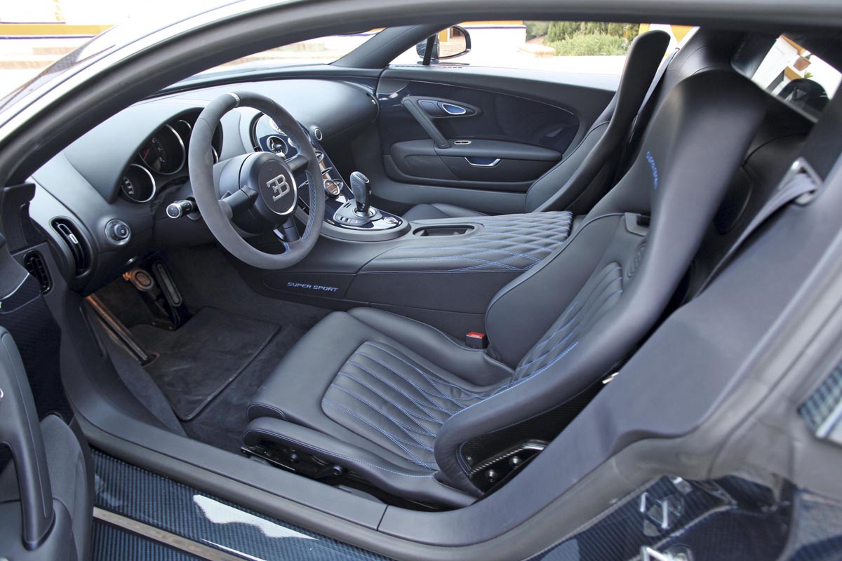 Bugatti Veyron Super Sport driven