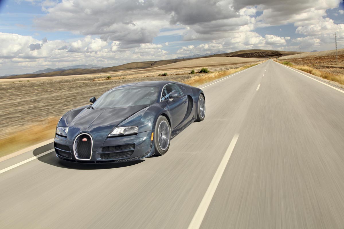 Bugatti Veyron Super Sport driven