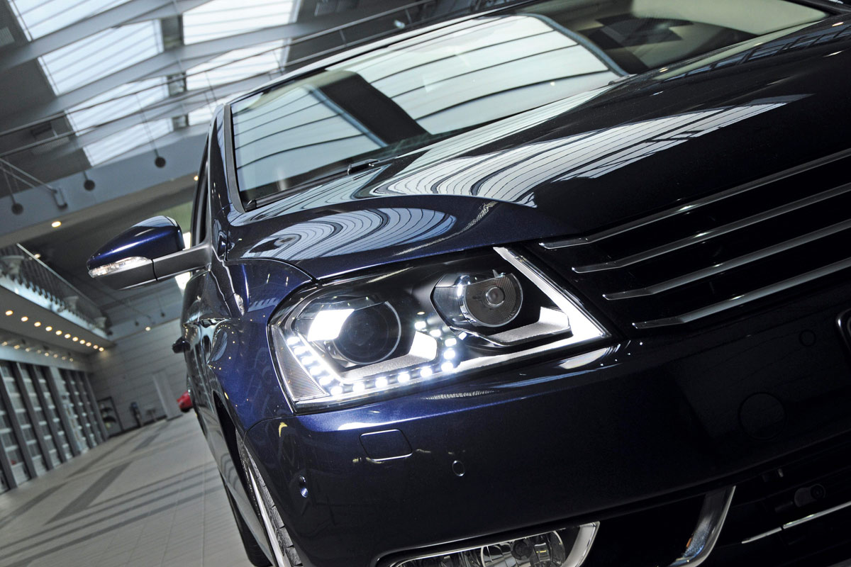 New Volkswagen Passat light