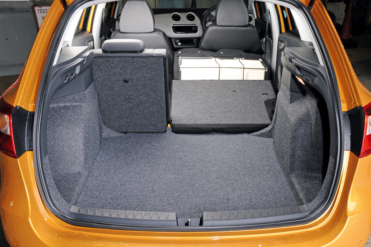Seat Ibiza ST boot