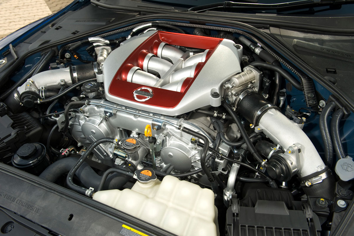 2011 Nissan GT-R engine