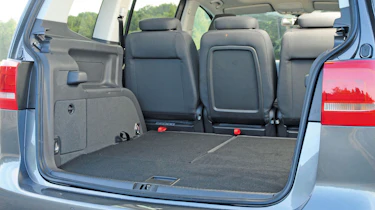 VW Touran boot