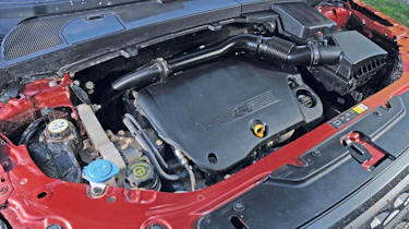 Land Rover Freelander 2WD engine